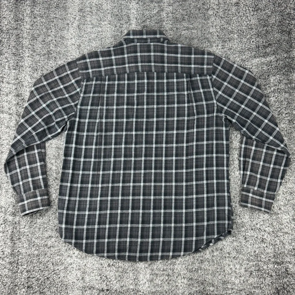 Outdoor Life Men's Size L Plaid Flannel‎ Long Sleeve Button Up Shirt Gray White